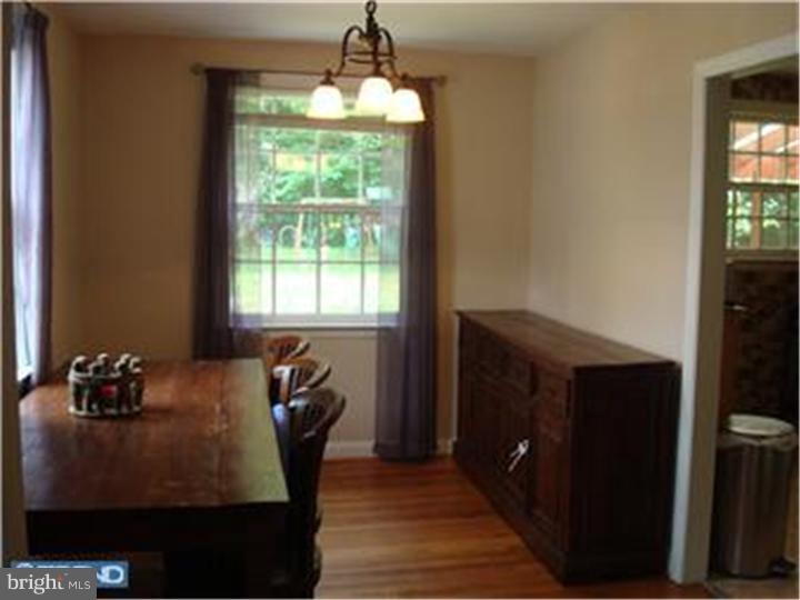 129 Schuyler Road Springfield, PA 19064 - Photo 5 of 19 Dining Room