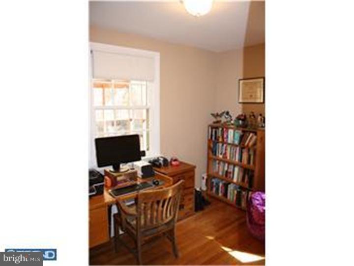 129 Schuyler Road Springfield, PA 19064 - Photo 10 of 19 Office / Study