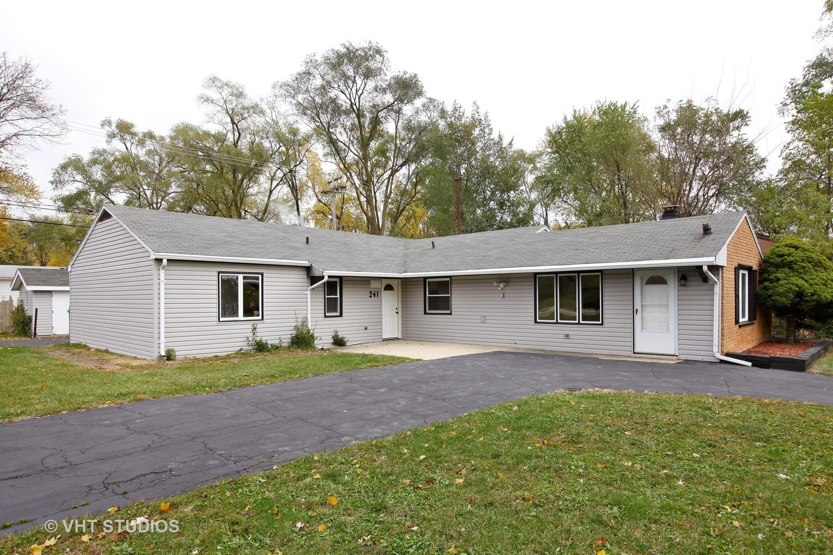 241 Seabury Road Bolingbrook, IL 60440 - Photo 1 of 9