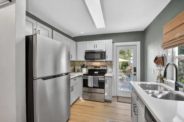 $8,450 | 404 South M Street, Unit 1, Lake Worth Beach, FL 33460