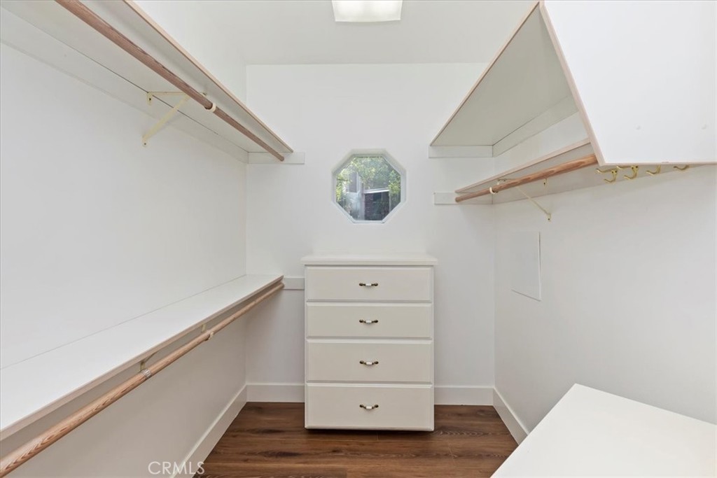 1507 Weston Way Riverside, CA 92506 - Photo 38 of 55 a view of a dresser