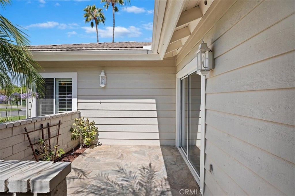 1507 Weston Way Riverside, CA 92506 - Photo 8 of 55