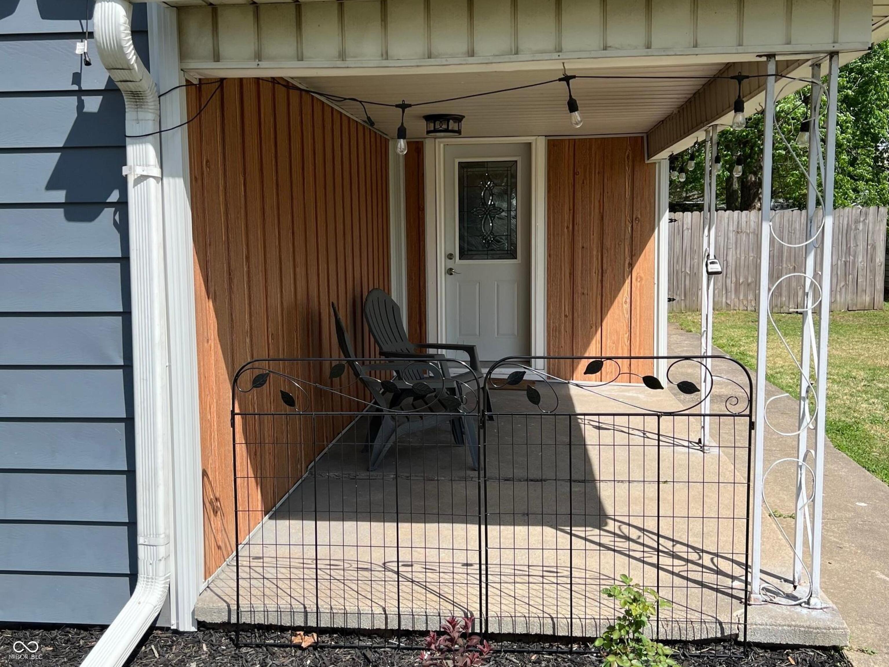 734 South 6th Street Clinton, IN 47842 - Photo 11 of 93