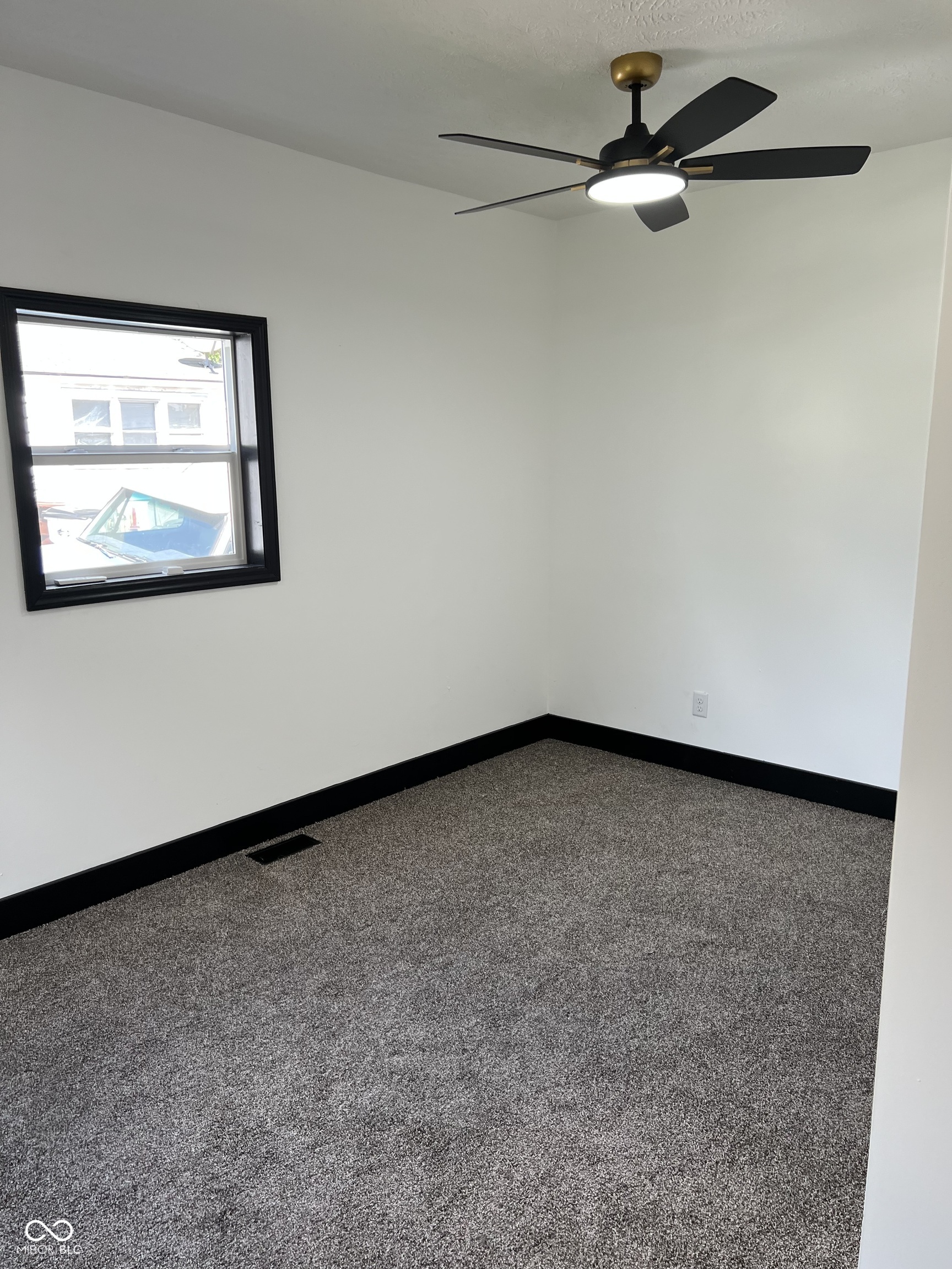 734 South 6th Street Clinton, IN 47842 - Photo 52 of 93