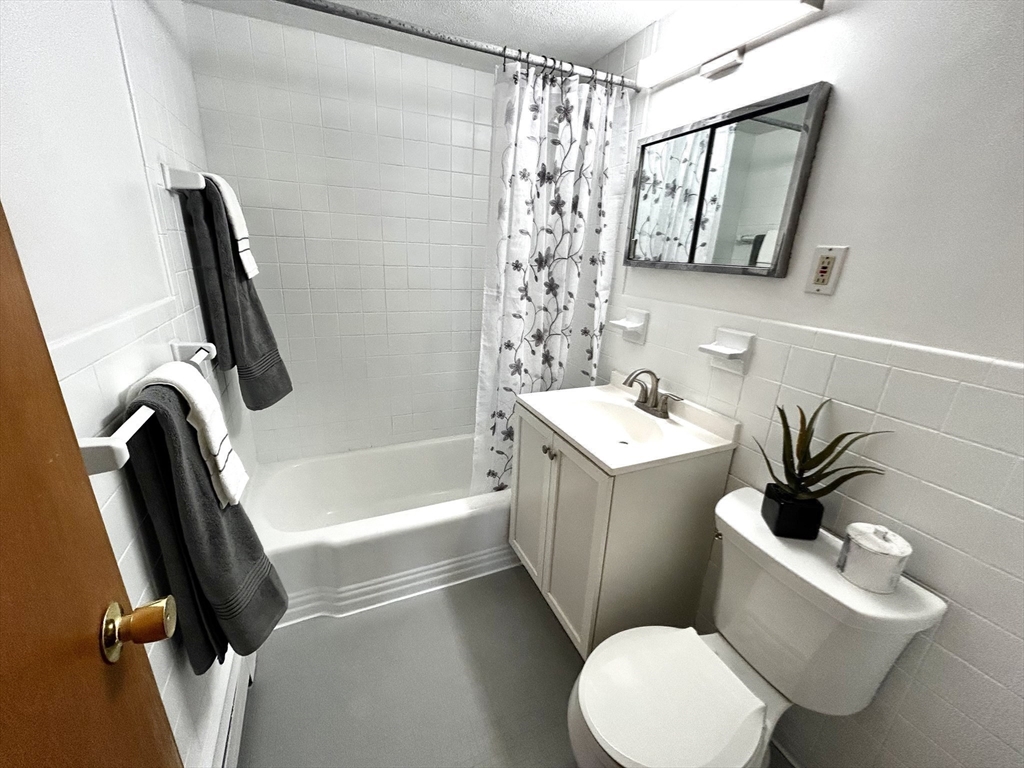 20 Whitman Road, Unit 21 Waltham, MA 02453 - Photo 10 of 20 Gallery Image 10