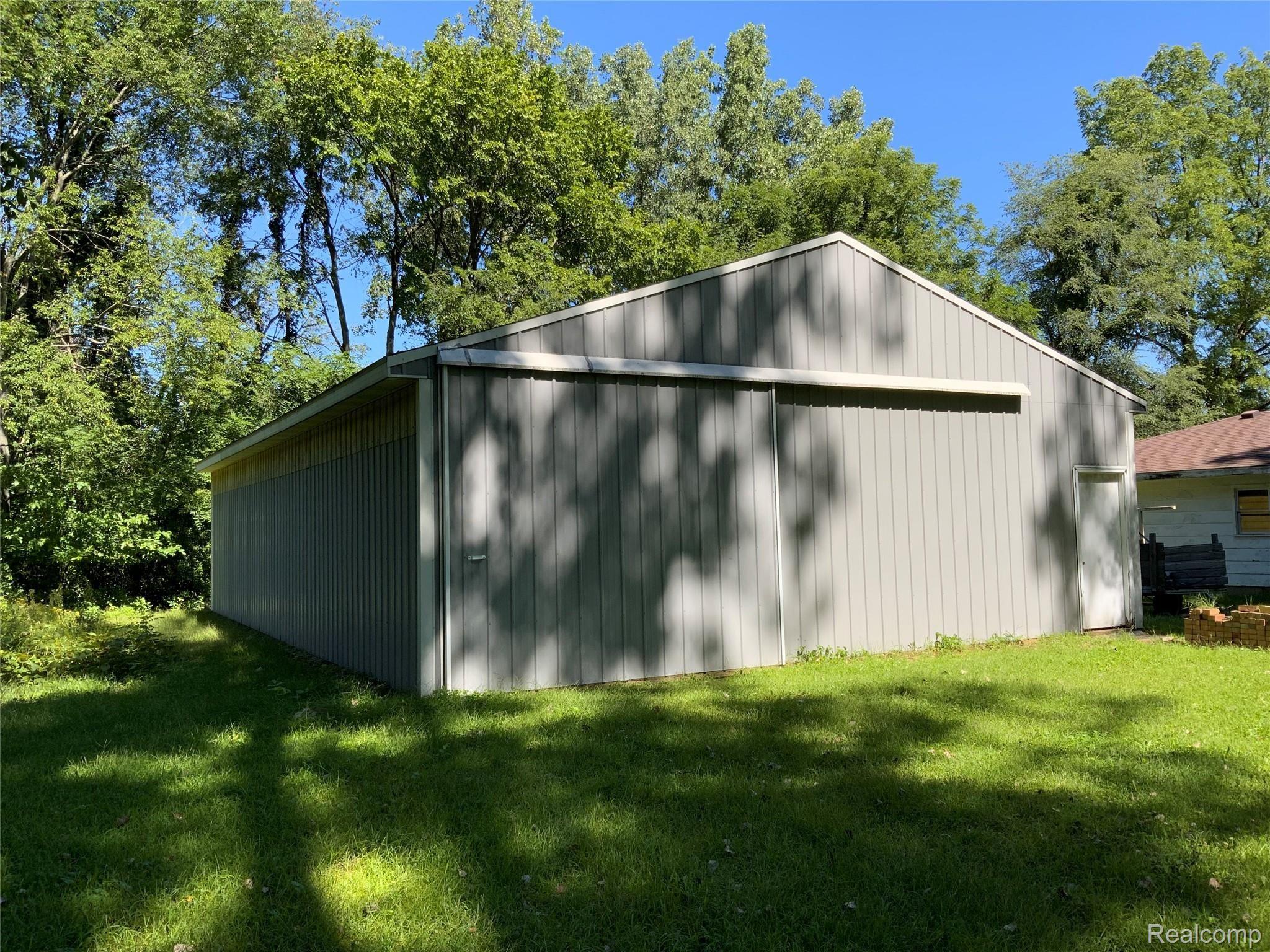 13035 North Bray Road Clio, MI 48420 - Photo 8 of 19 Pole barn for all your toys