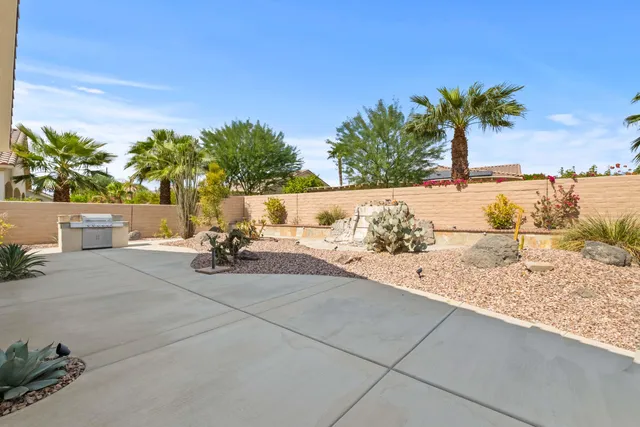 a view of a terrace view