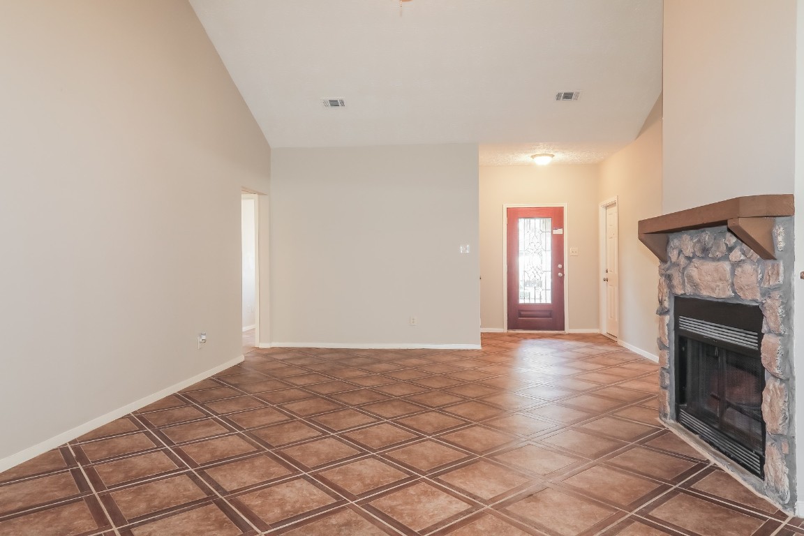 17214 Thorhill Street Spring, TX 77379 - Photo 4 of 15