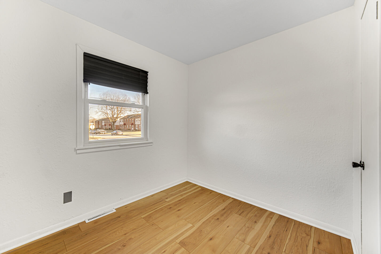 790 Juniper Road Valparaiso, IN 46385 - Photo 15 of 28 1620x1080