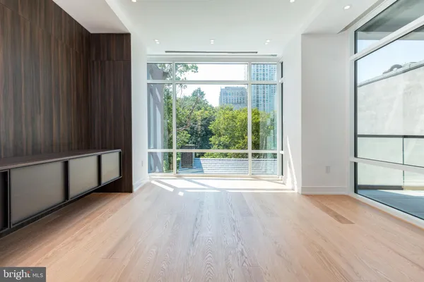 $14,500,000 | 223 South 6th Street, Unit PH, Philadelphia, PA 19106