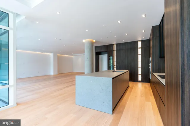 $14,500,000 | 223 South 6th Street, Unit PH, Philadelphia, PA 19106