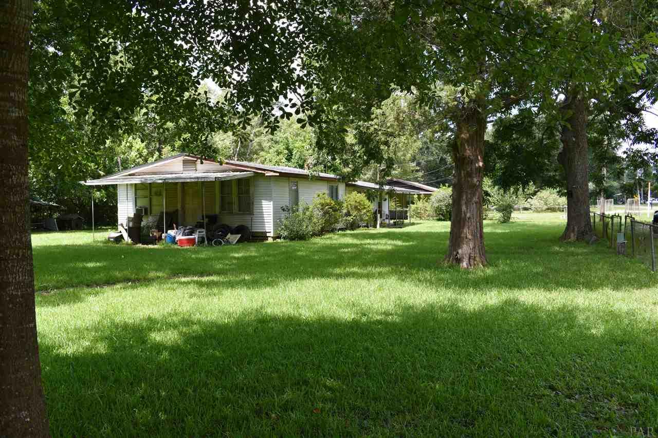 1141 Muscogee Road Cantonment, FL 32533 - Photo 3 of 9