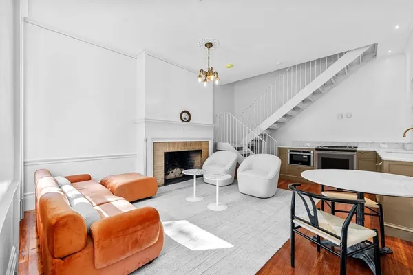 $5,000 | 320 Tappan Street, Unit 1, Brookline, MA 02445