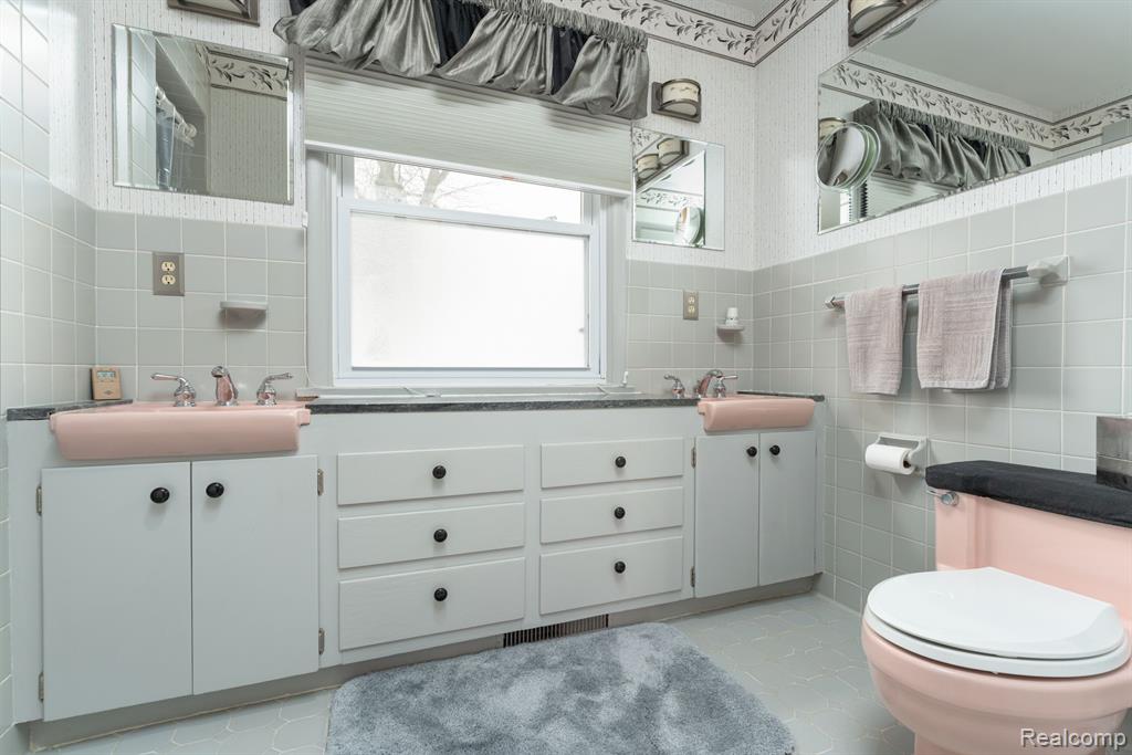 7900 Sharpe Road Fowlerville, MI 48836 - Photo 20 of 42 Gallery Image 20