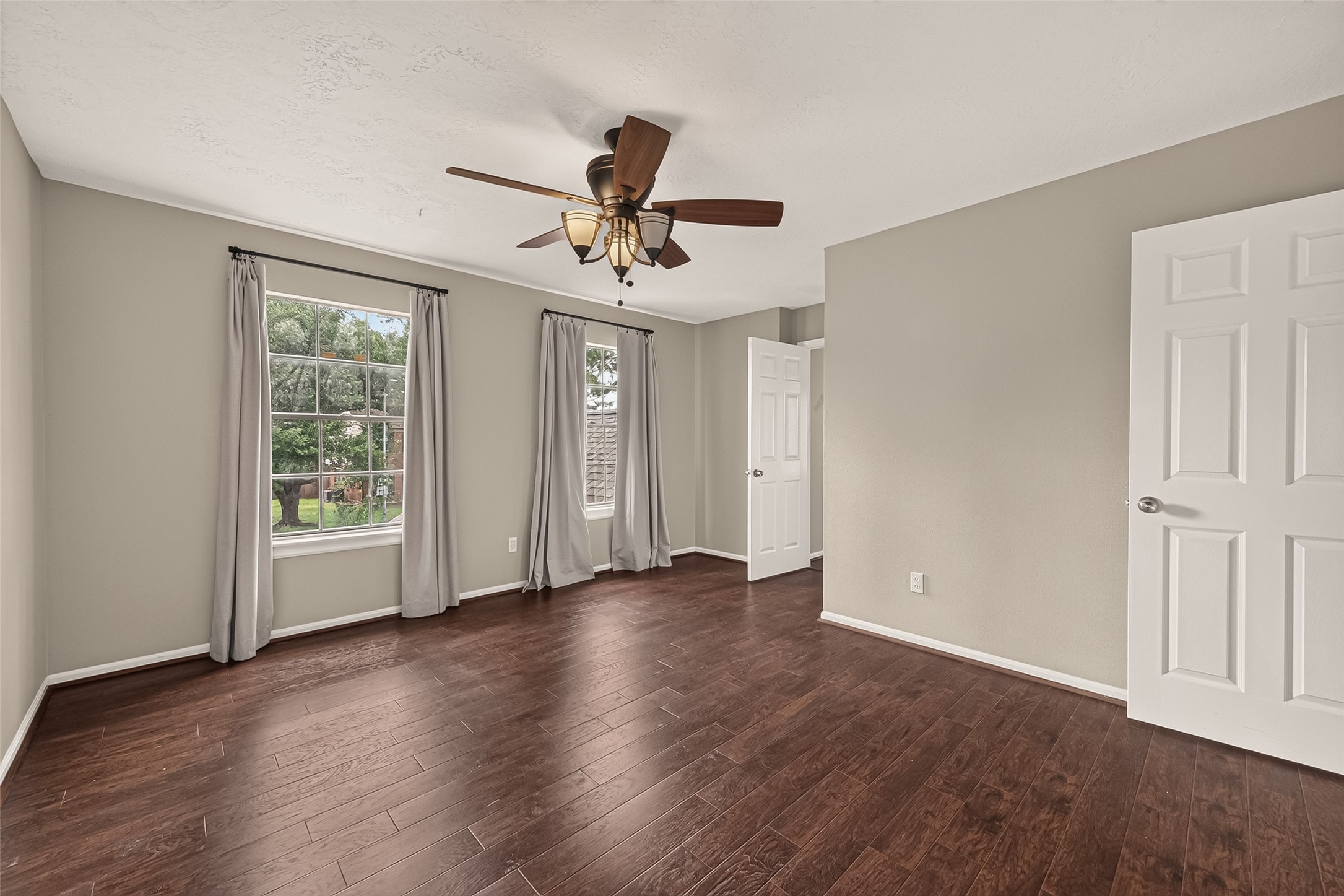 1030 Mabry Mill Road Houston, TX 77062 - Photo 24 of 45