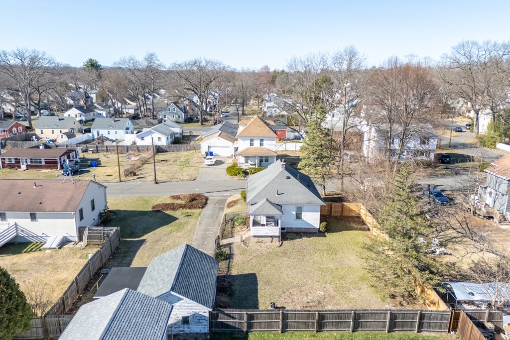 33 Taber Street Springfield, MA 01118 - Photo 34 of 36