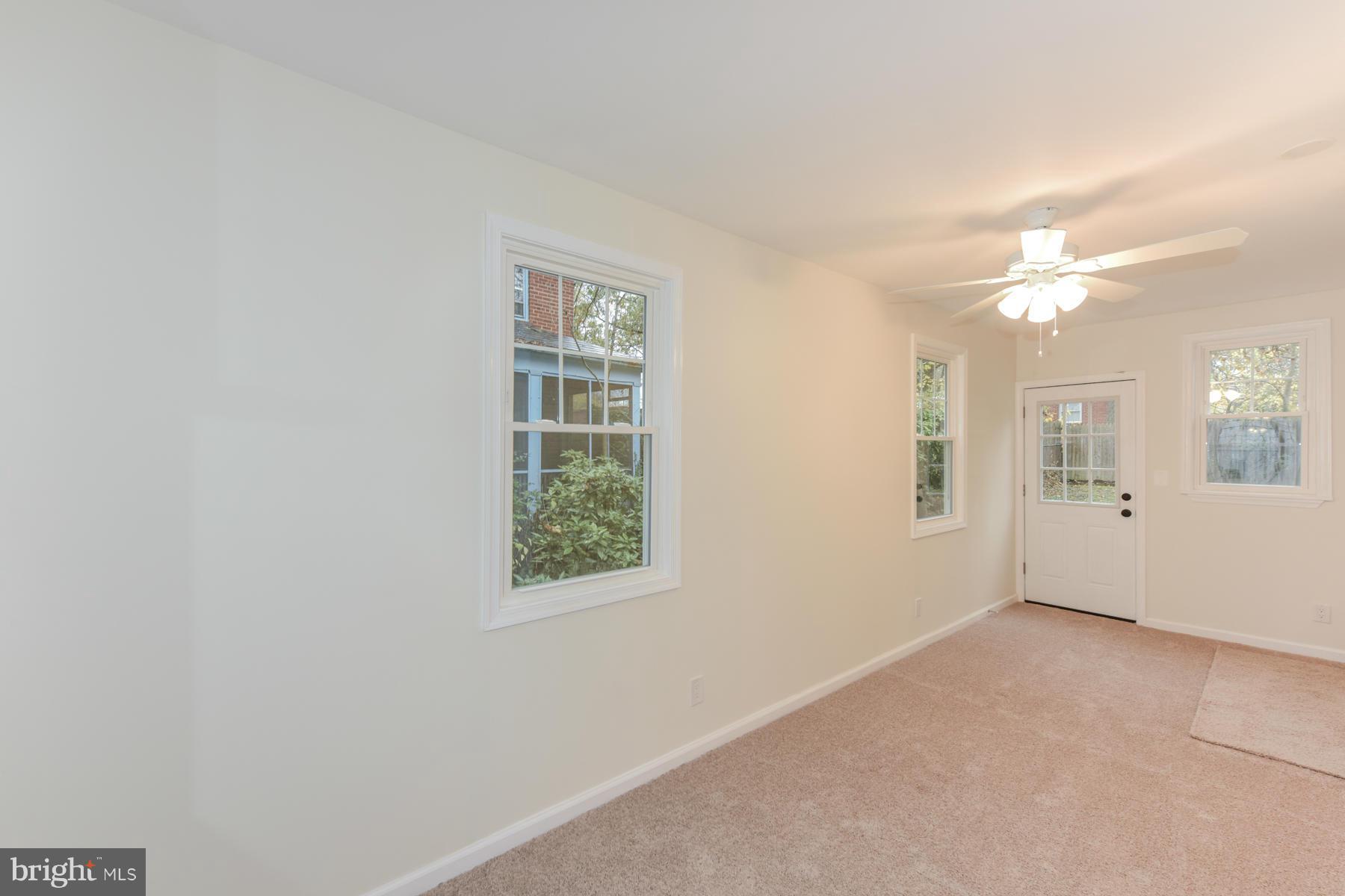 1110 Lancaster Road Takoma Park, MD 20912 - Photo 11 of 24 Sunroom