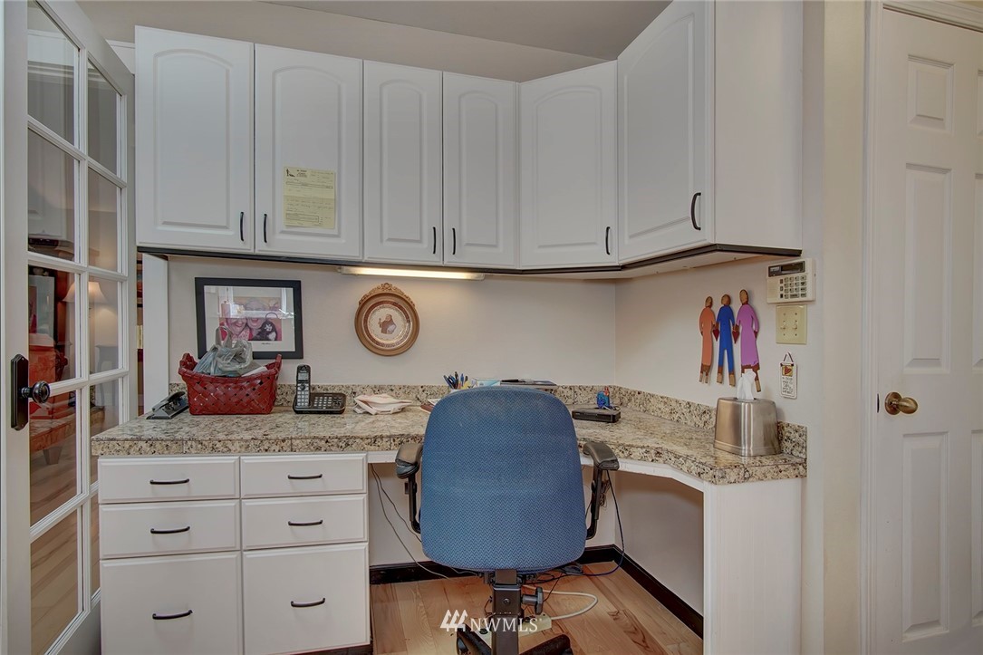 1027 Northwest Thompson Road Poulsbo, WA 98370 - Photo 7 of 39 Gallery Image 7