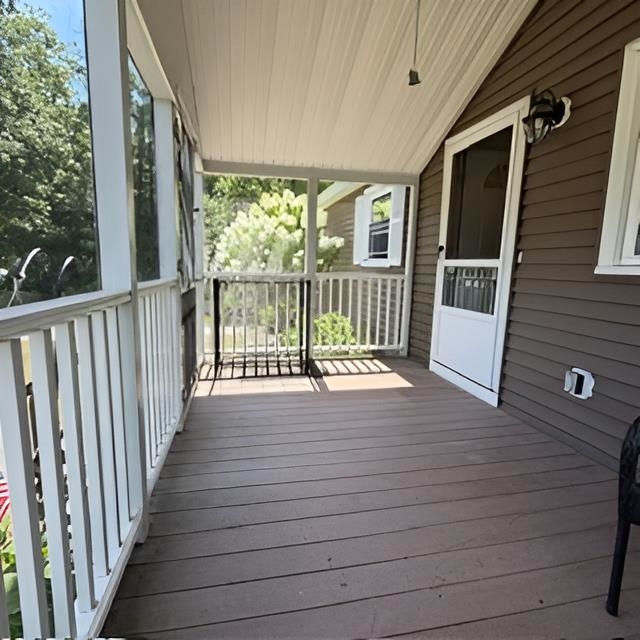 100 Currier Road Pelham, NH 03076 - Photo 4 of 29 Gallery Image 4