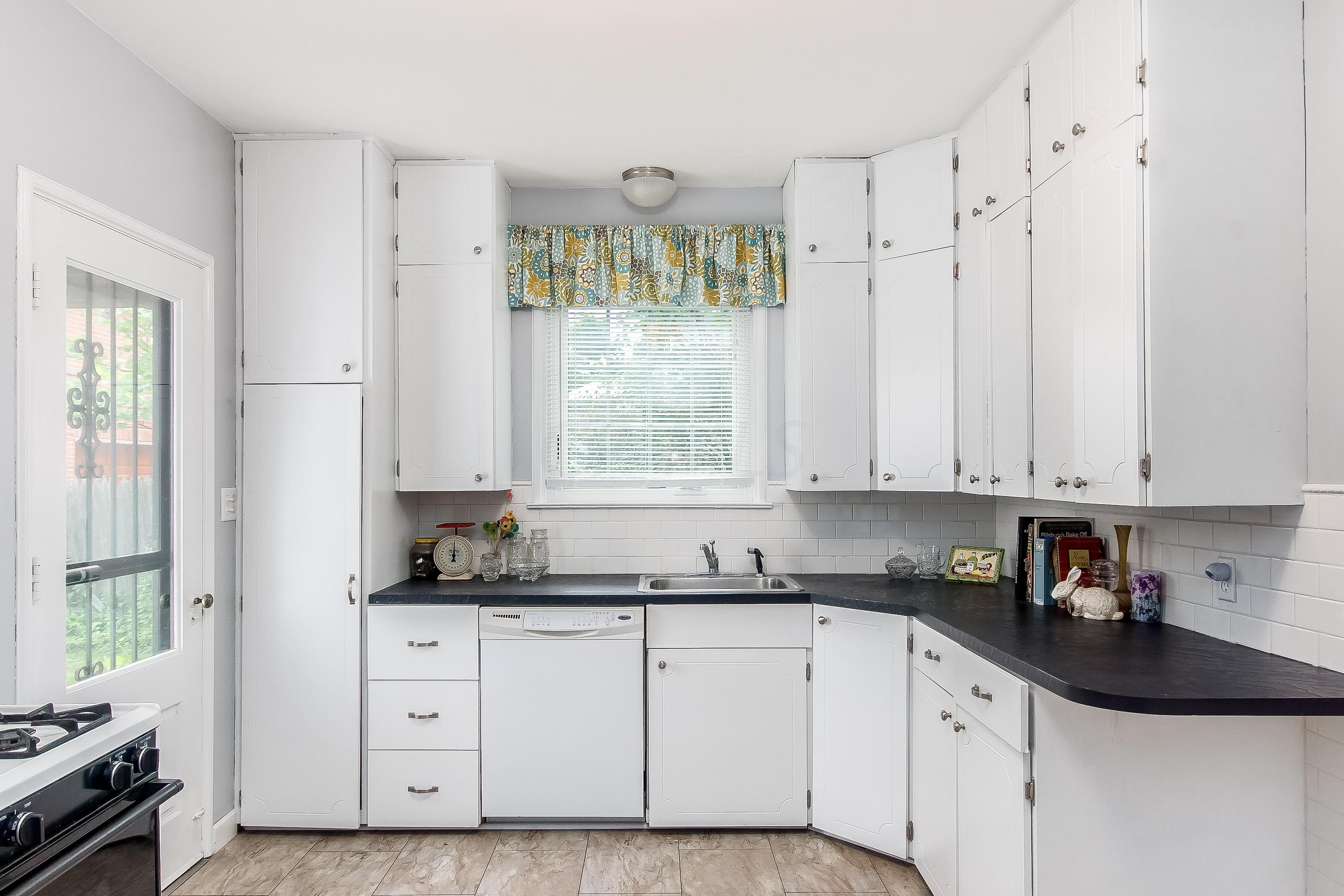 2704 Bexley Park Road Columbus, OH 43209 - Photo 21 of 56