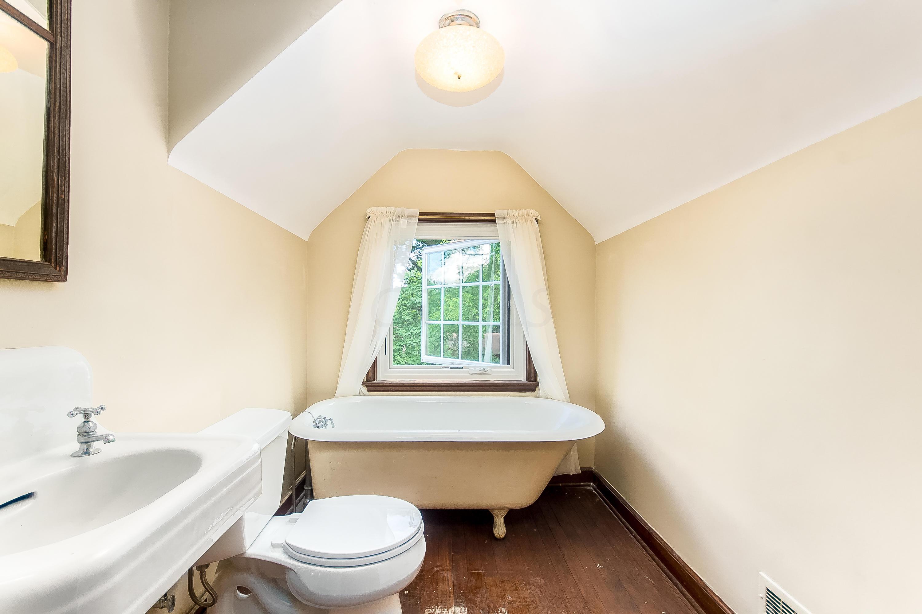 2704 Bexley Park Road Columbus, OH 43209 - Photo 48 of 56