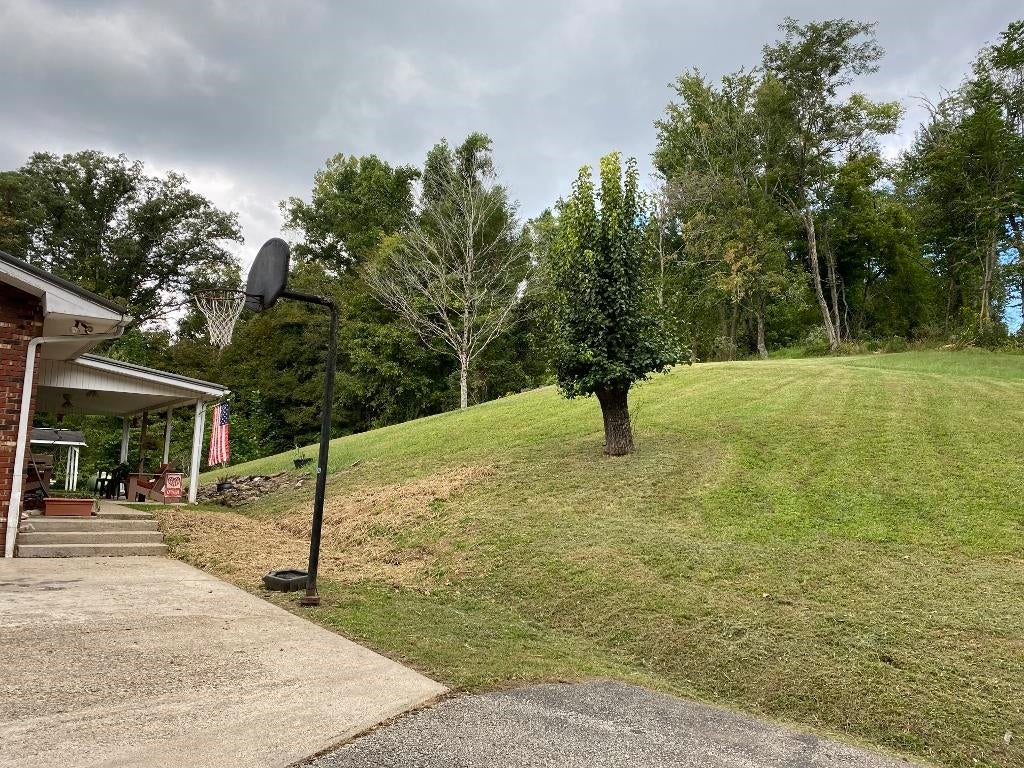 5756 Hubbards Branch Road Huntington, WV 25704 - Photo 14 of 17 Gallery Image 14