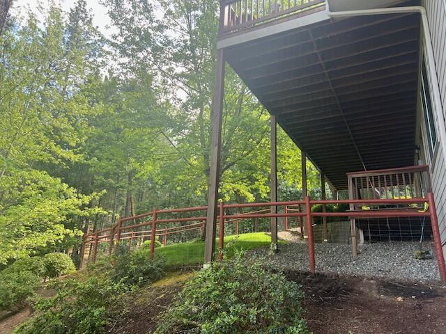 1280 Marcy Loop Road Grants Pass, OR 97527 - Photo 22 of 25 a view of a backyard with plants