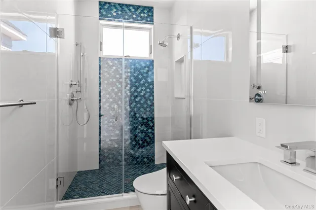 $7,500 | 44 Island Walk, Ocean Beach, NY 11770