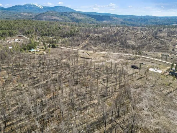 $190,000 | 15015 East Eistrup Road, Elk, WA 99009