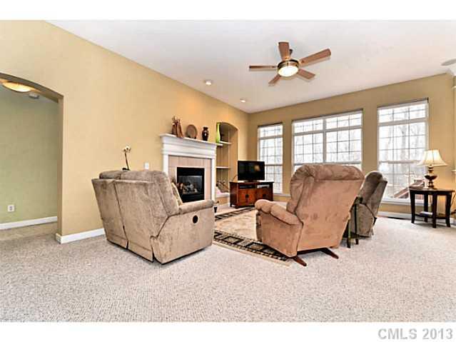 1619 Spandril Lane Fort Mill, SC 29708 - Photo 5 of 16