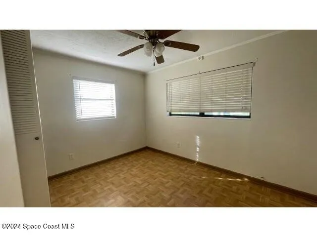 a black and white photo of a room