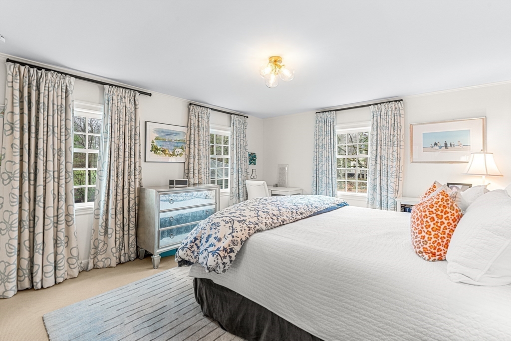 16 Nantucket Road Wellesley, MA 02481 - Photo 20 of 33