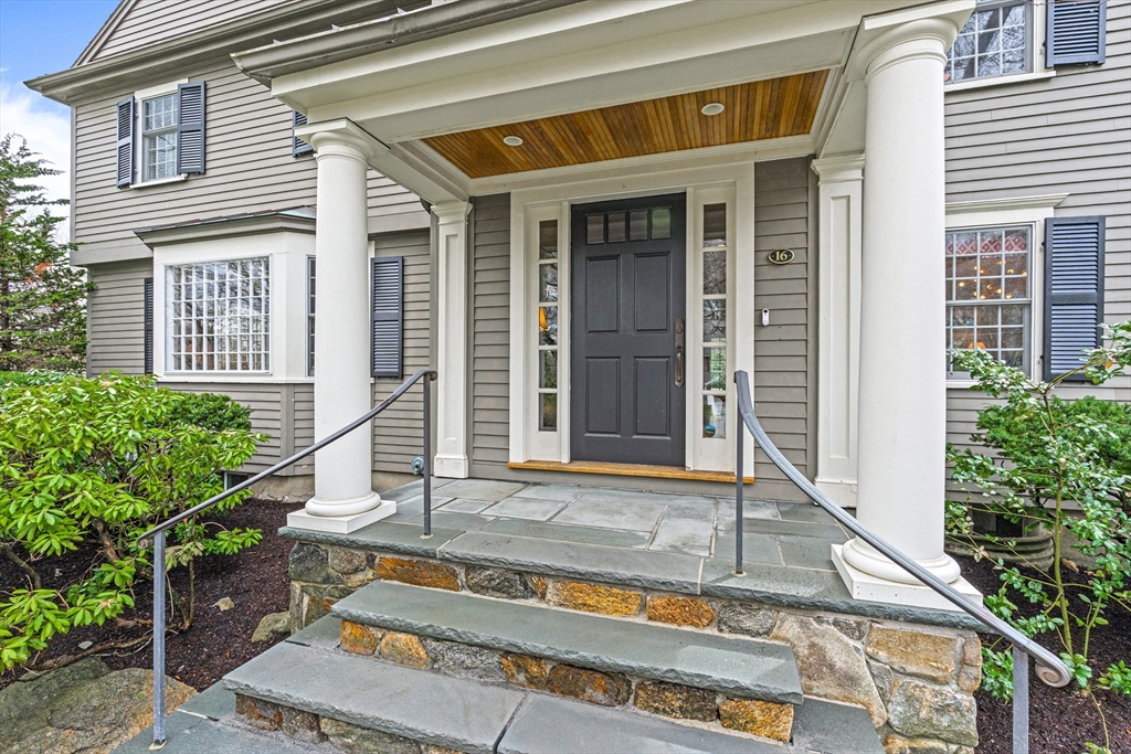 16 Nantucket Road Wellesley, MA 02481 - Photo 2 of 33