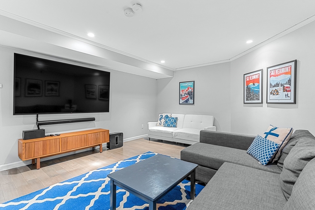 16 Nantucket Road Wellesley, MA 02481 - Photo 25 of 33