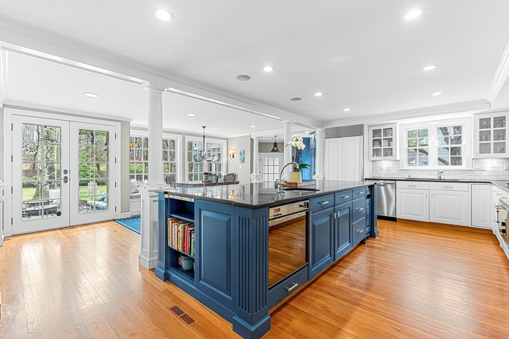 16 Nantucket Road Wellesley, MA 02481 - Photo 5 of 33