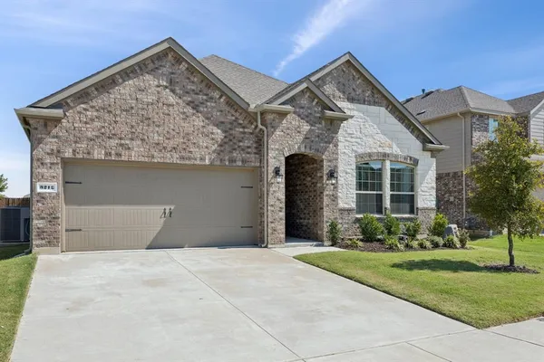 $389,000 | 3212 Brady Starr Drive, Aubrey, TX 76227