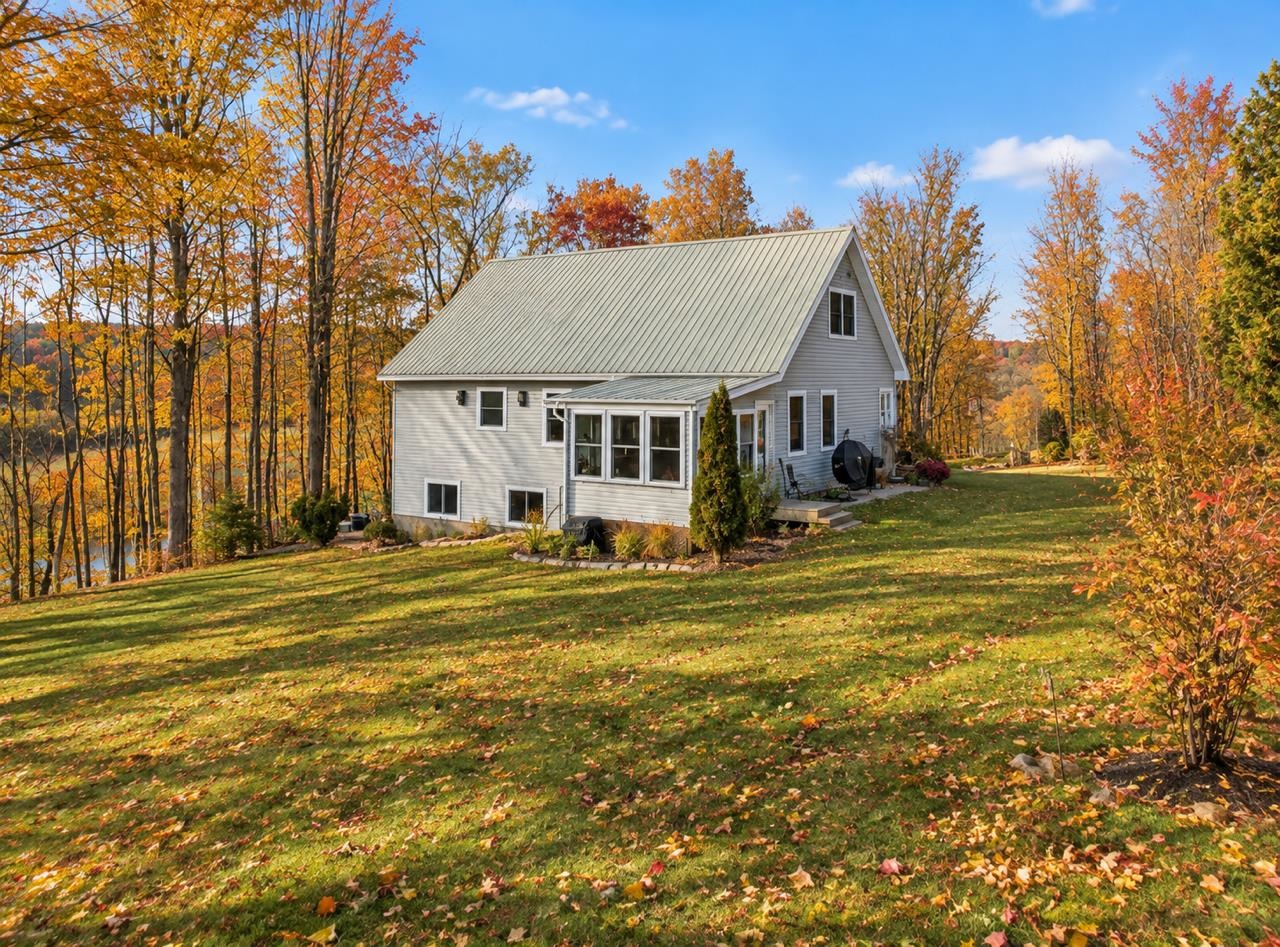 25 Ironwood Road Fairfax, VT 05478 - Photo 2 of 7 Gallery Image 2