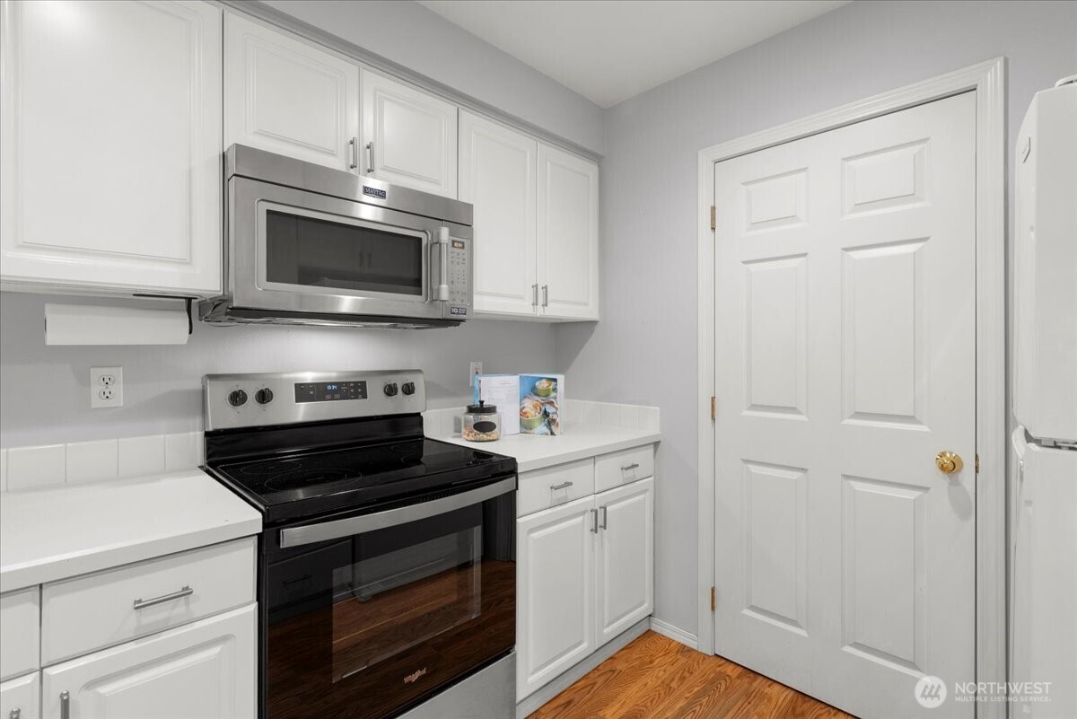 23908 Bothell Everett Highway, Unit C9 Bothell, WA 98021 - Photo 12 of 38