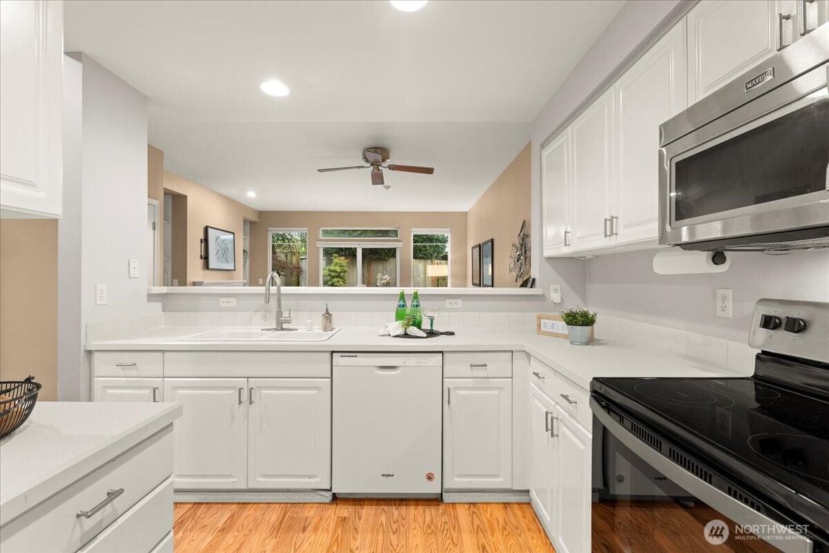 23908 Bothell Everett Highway, Unit C9 Bothell, WA 98021 - Photo 13 of 38