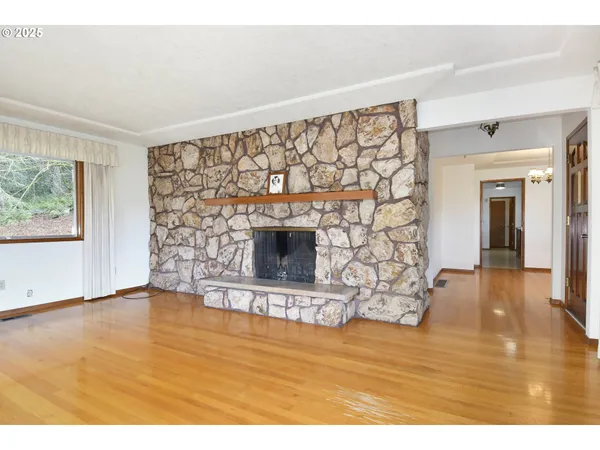 $1,399,999 | 19955 Southeast Tillstrom Road, Damascus, OR 97089