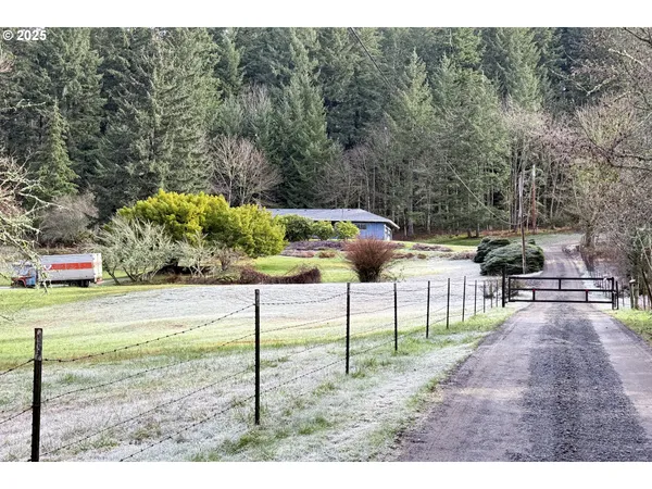 $1,399,999 | 19955 Southeast Tillstrom Road, Damascus, OR 97089