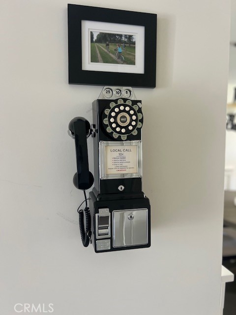 36 El Toro Drive Rancho Mirage, CA 92270 - Photo 17 of 25 a picture of a wall with a painting on the wall
