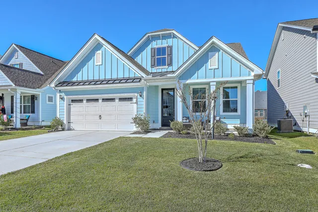 $485,000 | 220 Old Grove Avenue, Moncks Corner, SC 29461