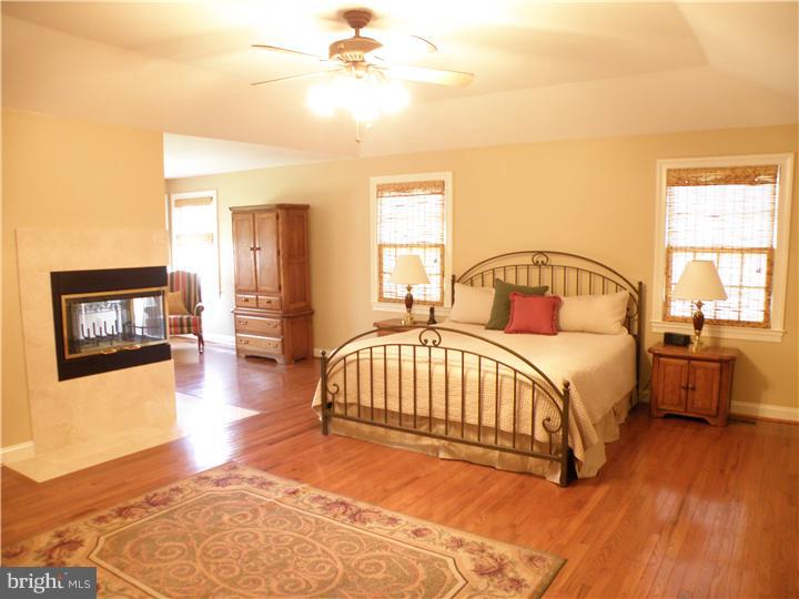 1507 Brookfield Road Yardley, PA 19067 - Photo 14 of 24 Gallery Image 14