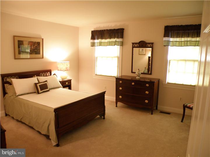 1507 Brookfield Road Yardley, PA 19067 - Photo 18 of 24 Gallery Image 18