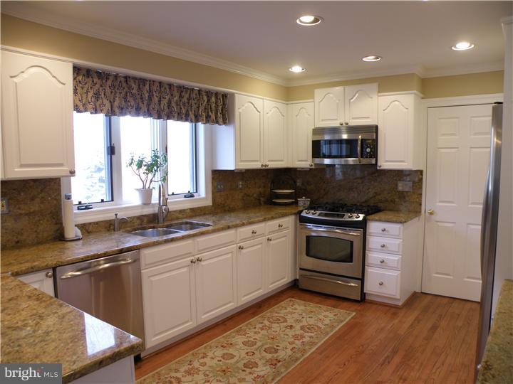 1507 Brookfield Road Yardley, PA 19067 - Photo 8 of 24 Gallery Image 8