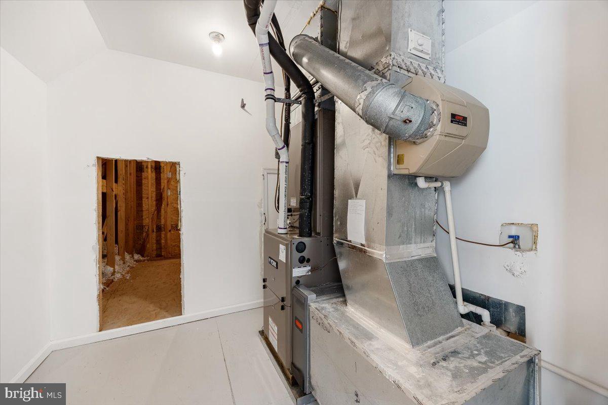 131 Lowell Drive Marlton, NJ 08053 - Photo 43 of 60 NEWER "YORK" HVAC (2017) Air Cleaner & HUMIDIFIER