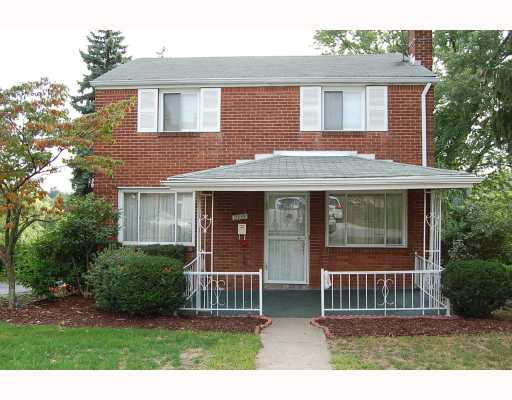 2339 Rose Garden Road Pittsburgh, PA 15220 - Photo 2 of 13 Exterior Front.