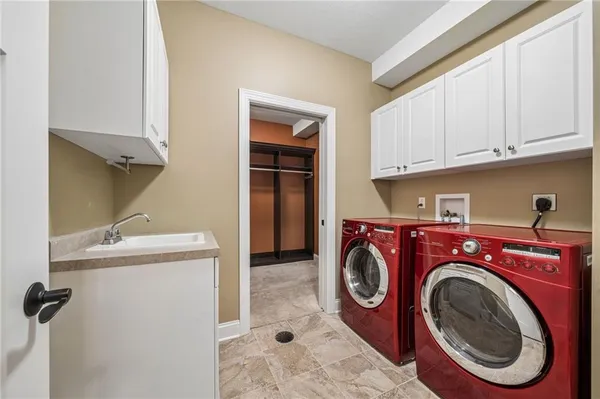 $505,000 | 883 Hearthstone Circle, Greensburg, PA 15601