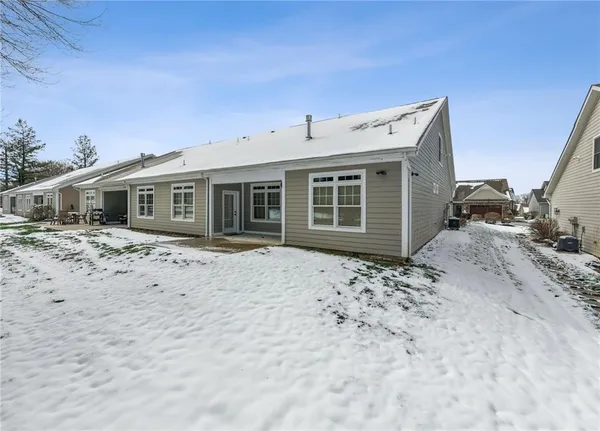 $505,000 | 883 Hearthstone Circle, Greensburg, PA 15601